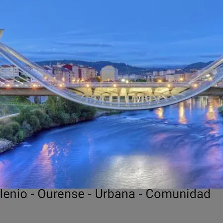 De Lujo En Casa De Diseno Homestay Ourense