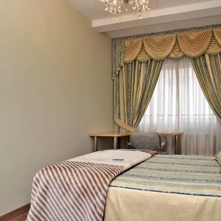 Homestay De Lujo En Casa De Diseno *
